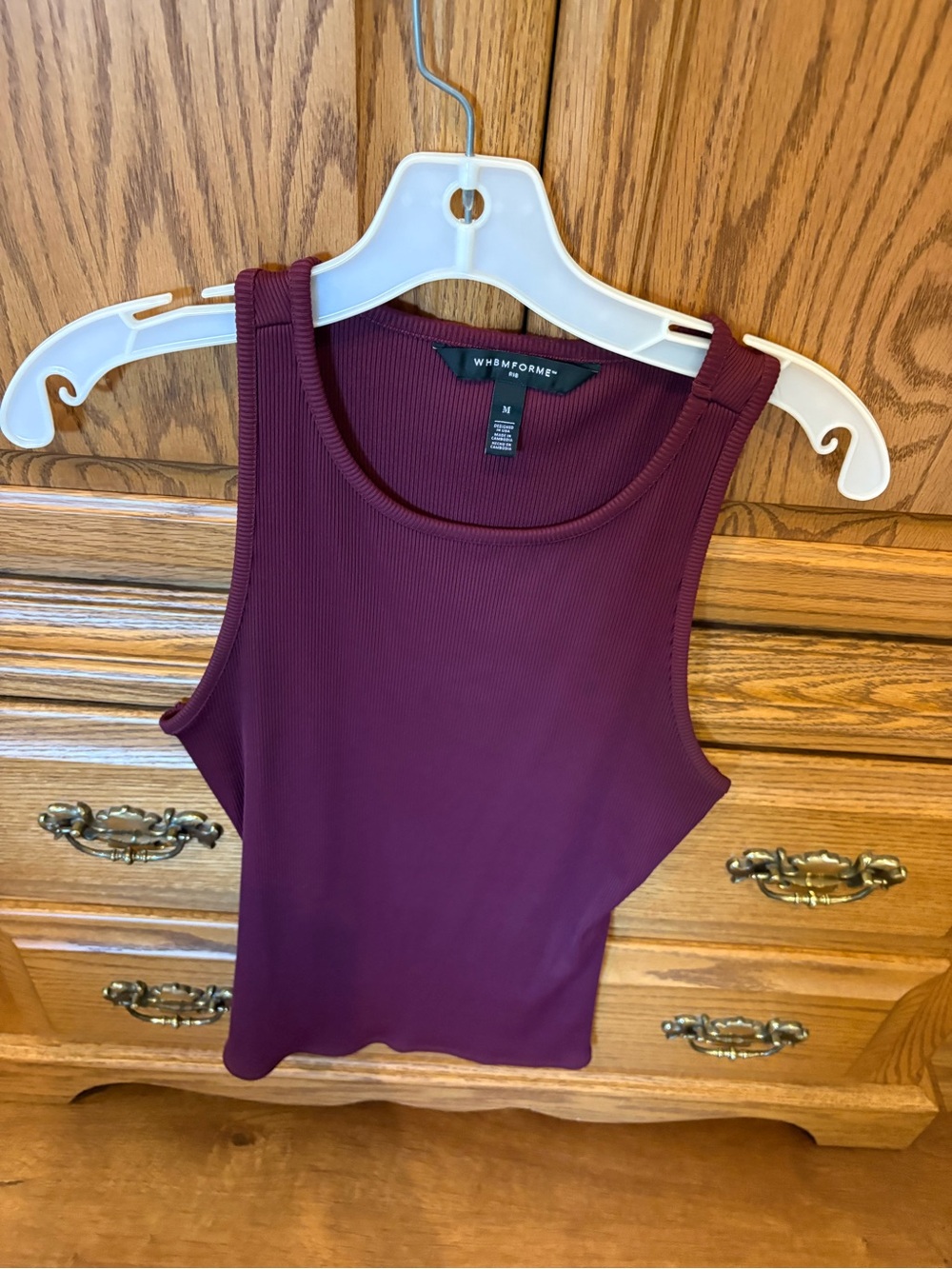 Beautiful burgundy WHBM NWOT Ribbed Sleeveless Tank Top - Burgundy